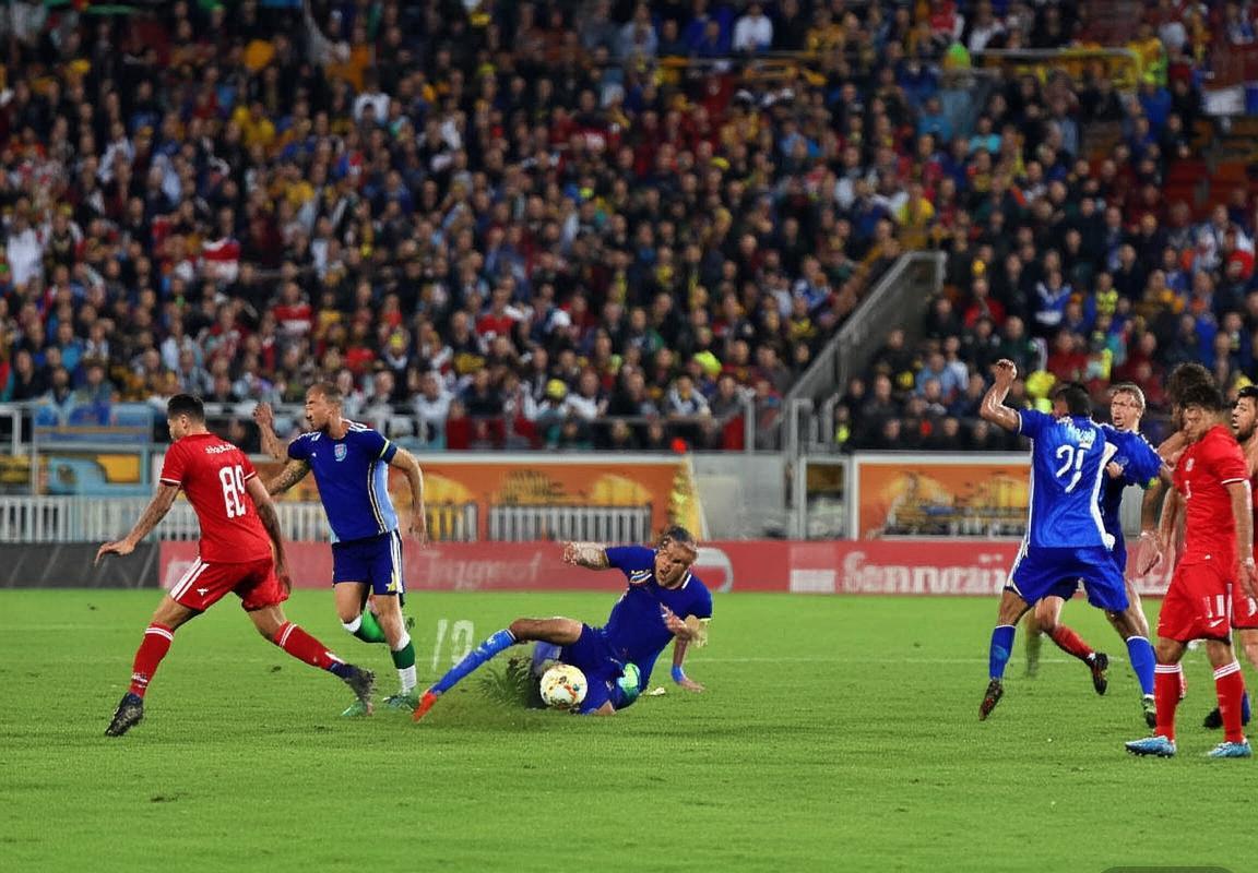 秘鲁VS乌拉圭：世界杯预选激战深度解析(图1)