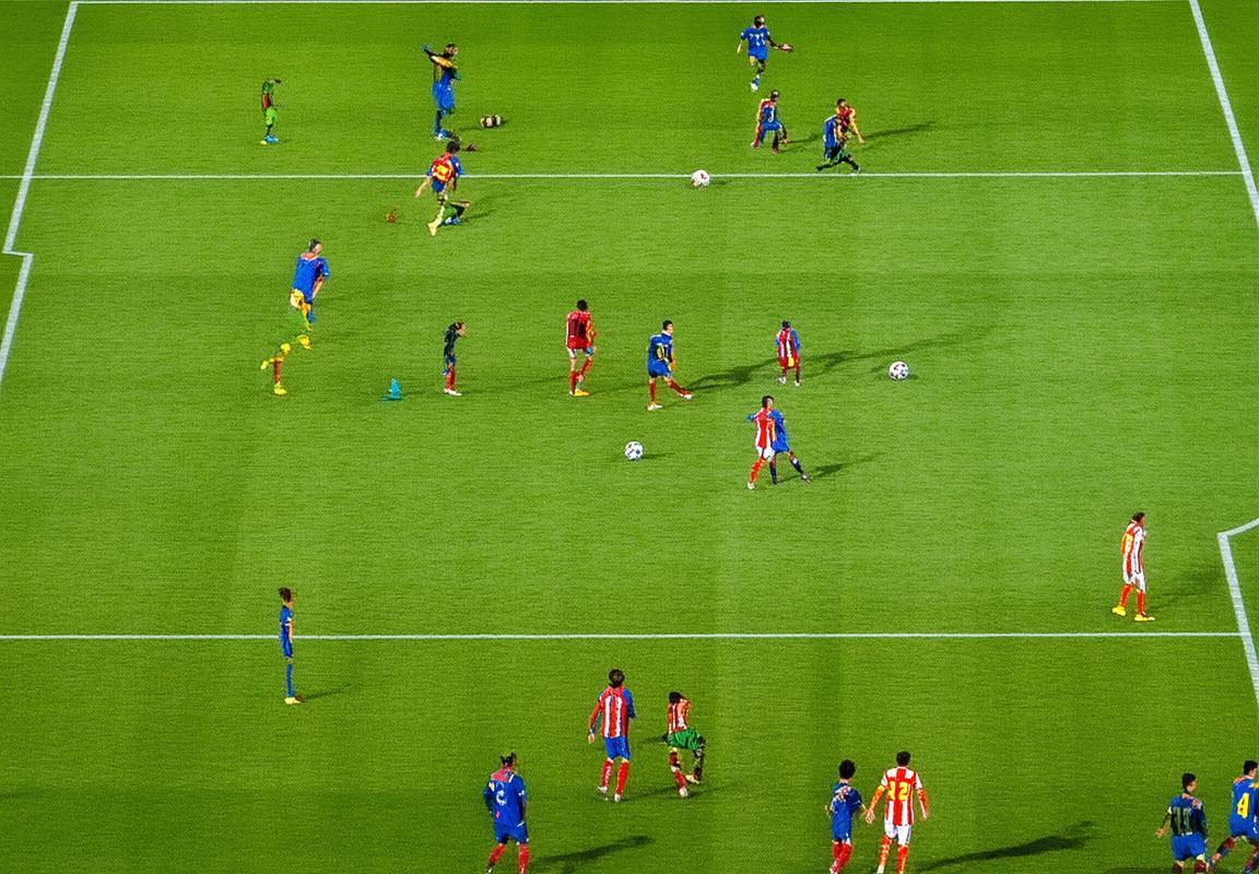 1996年巴塞罗那对巴伦西亚：西甲经典对决全纪录(图5)